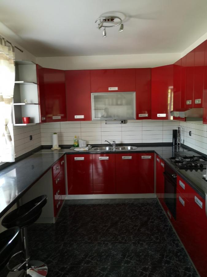 Apartment Igor - Holiday Home Ostarije Luaran gambar