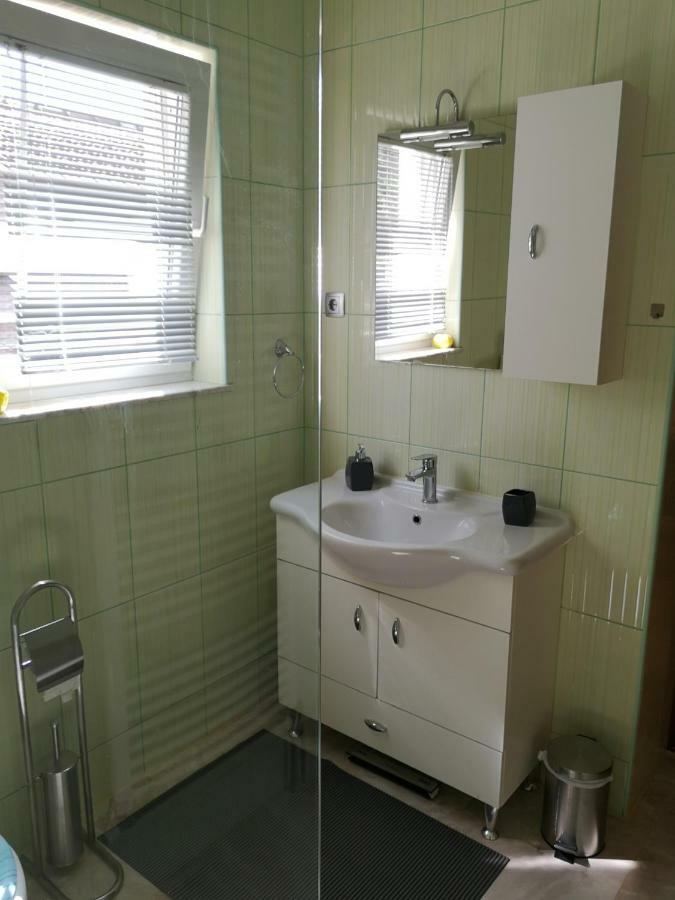 Apartment Igor - Holiday Home Ostarije Luaran gambar